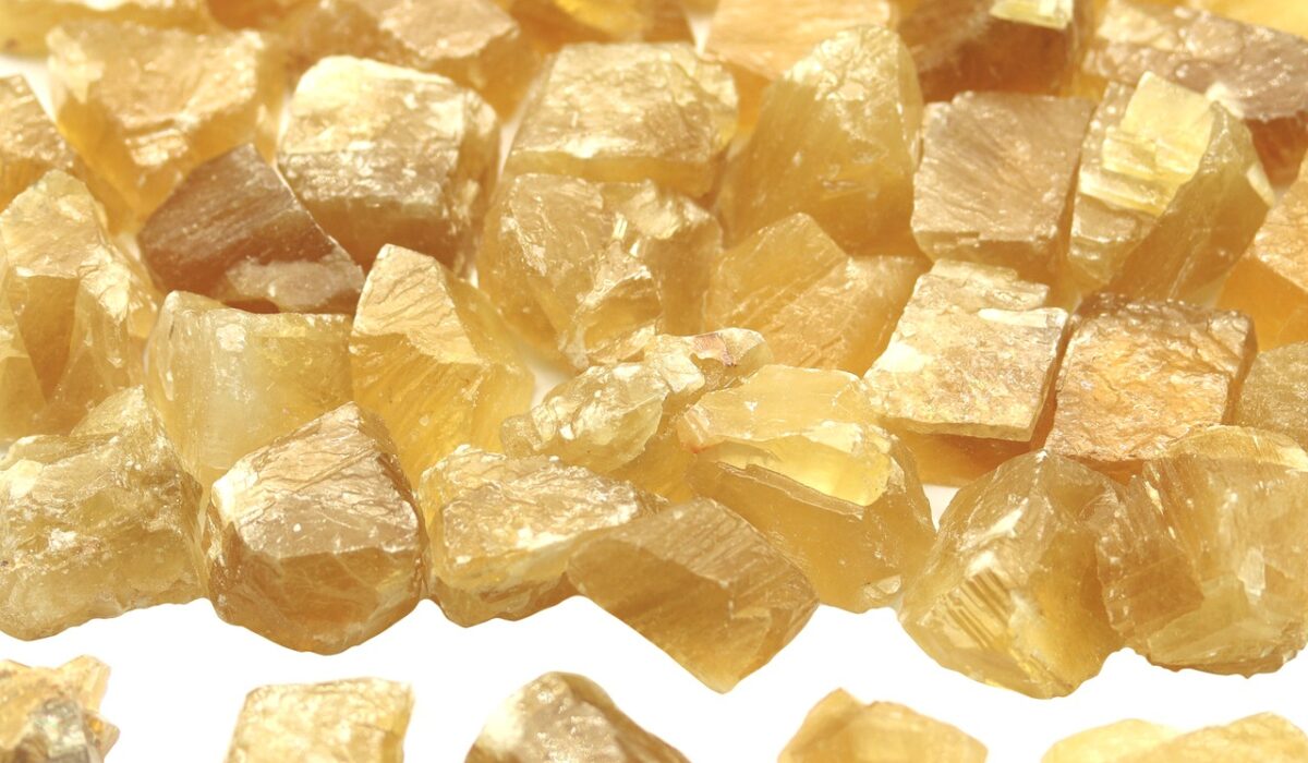 Golden calcite